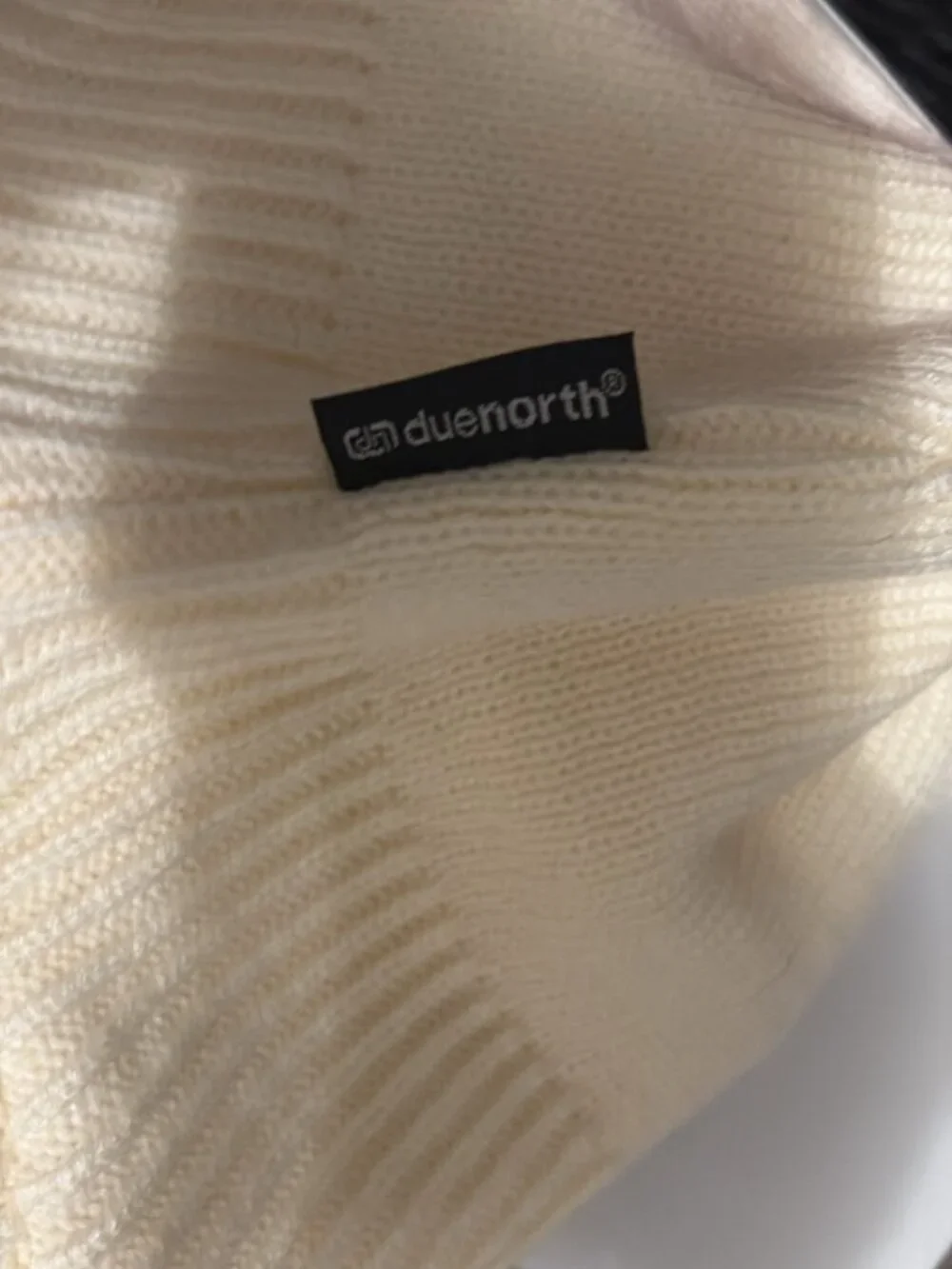 Due North Knit Bucket Hat – New with Tags